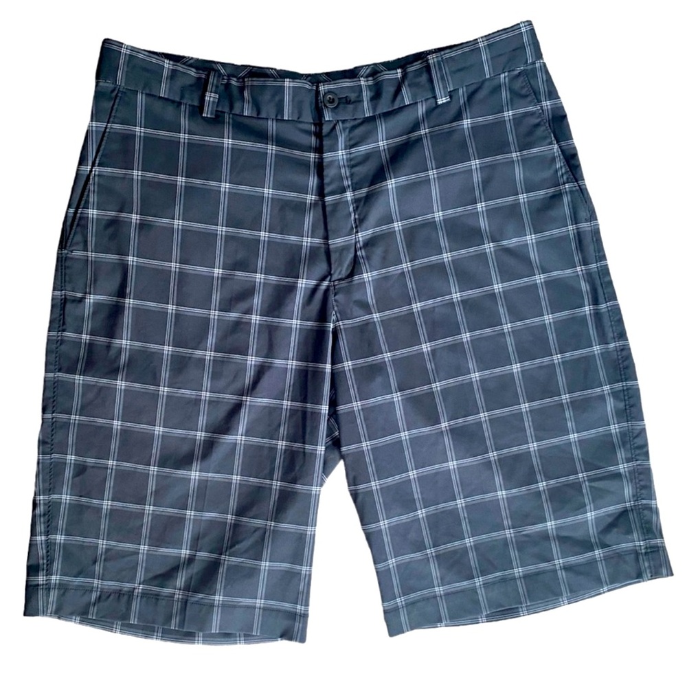 Nike Golf 10 inch inseam Dri Fit High Performance men’s Shorts size Small